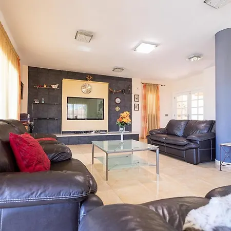 With Private Pool And Magnificent Views Villa