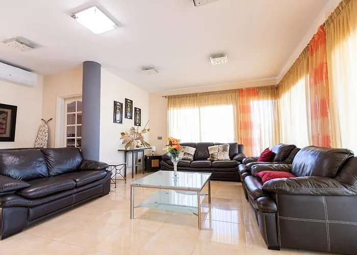 With Private Pool And Magnificent Views Costa Adeje (Tenerife)