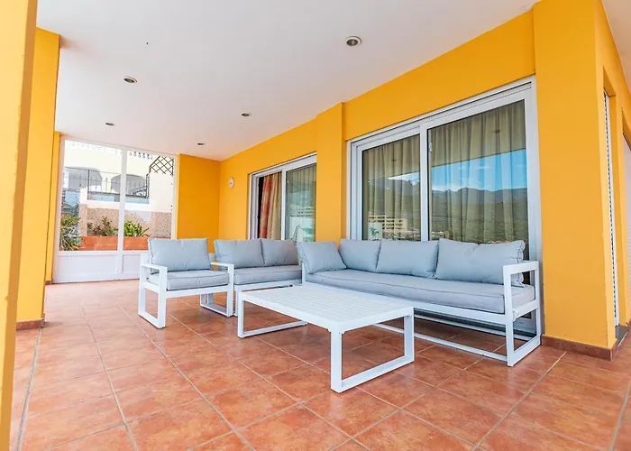 With Private Pool And Magnificent Views Villa Costa Adeje (Tenerife)