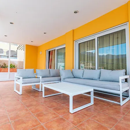 With Private Pool And Magnificent Views Willa Costa Adeje (Tenerife)