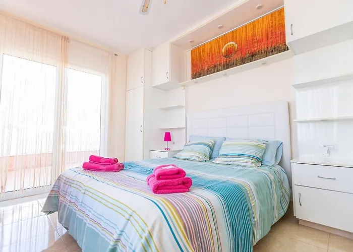 With Private Pool And Magnificent Views Вілла