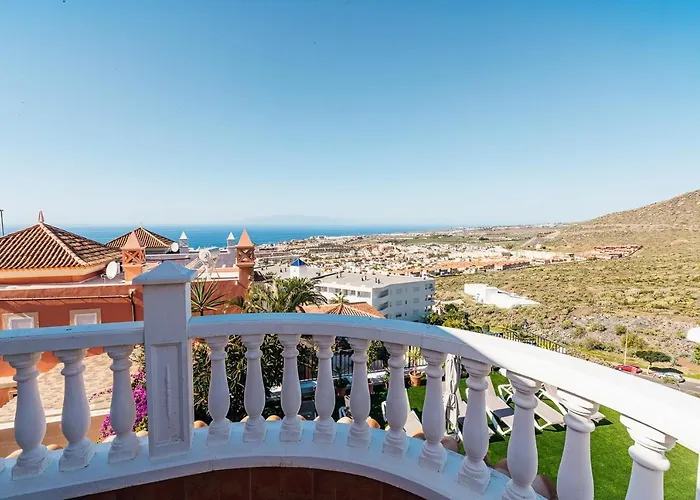 With Private Pool And Magnificent Views * Адехе