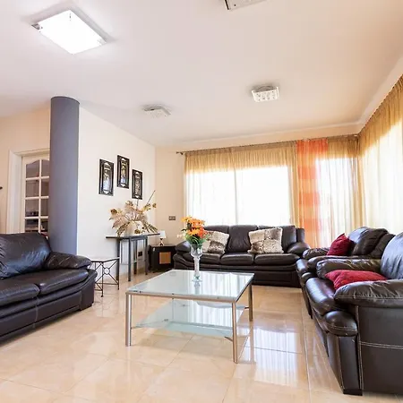 With Private Pool And Magnificent Views Costa Adeje (Tenerife)